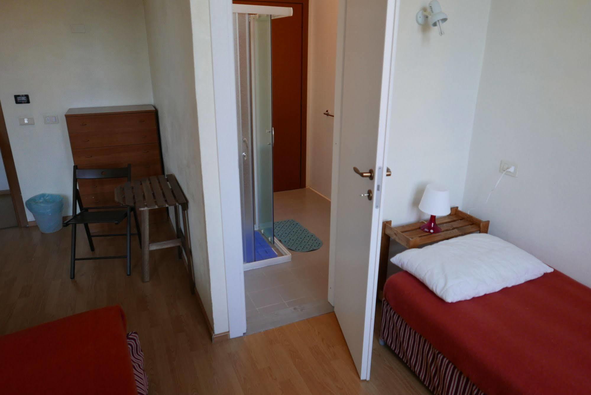Santangela Hostel & Rooms Менаджо Екстер'єр фото