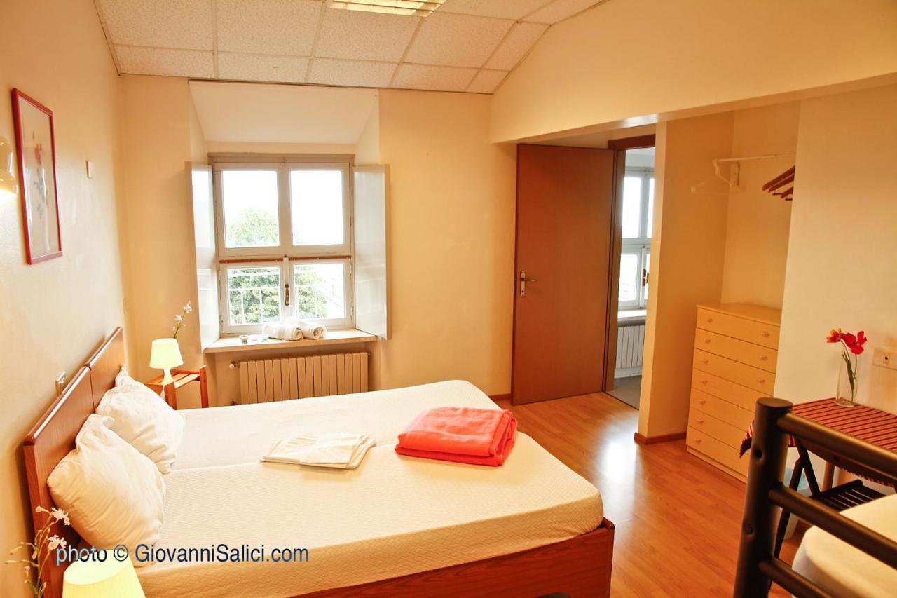 Santangela Hostel & Rooms Менаджо Екстер'єр фото